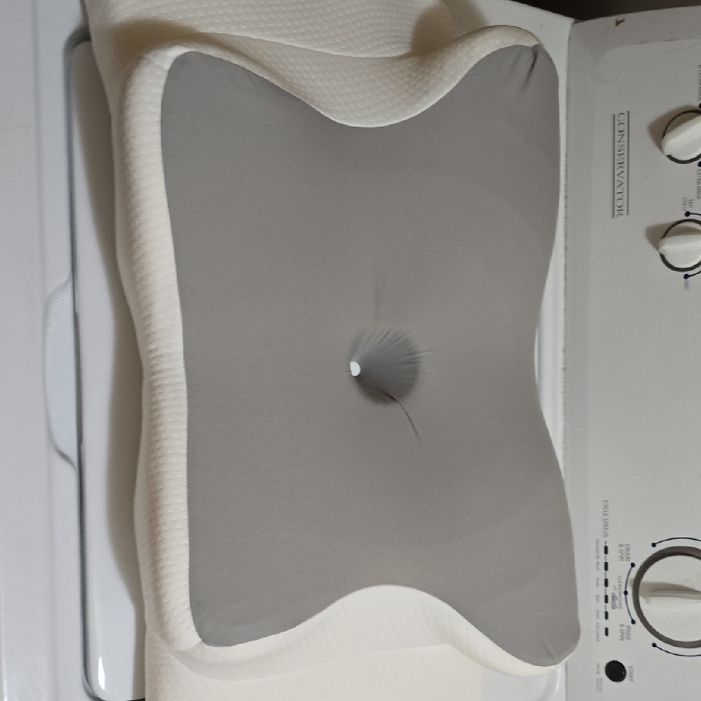 Memory Foam Pillow - White and Gray - Picture 4 of 5
